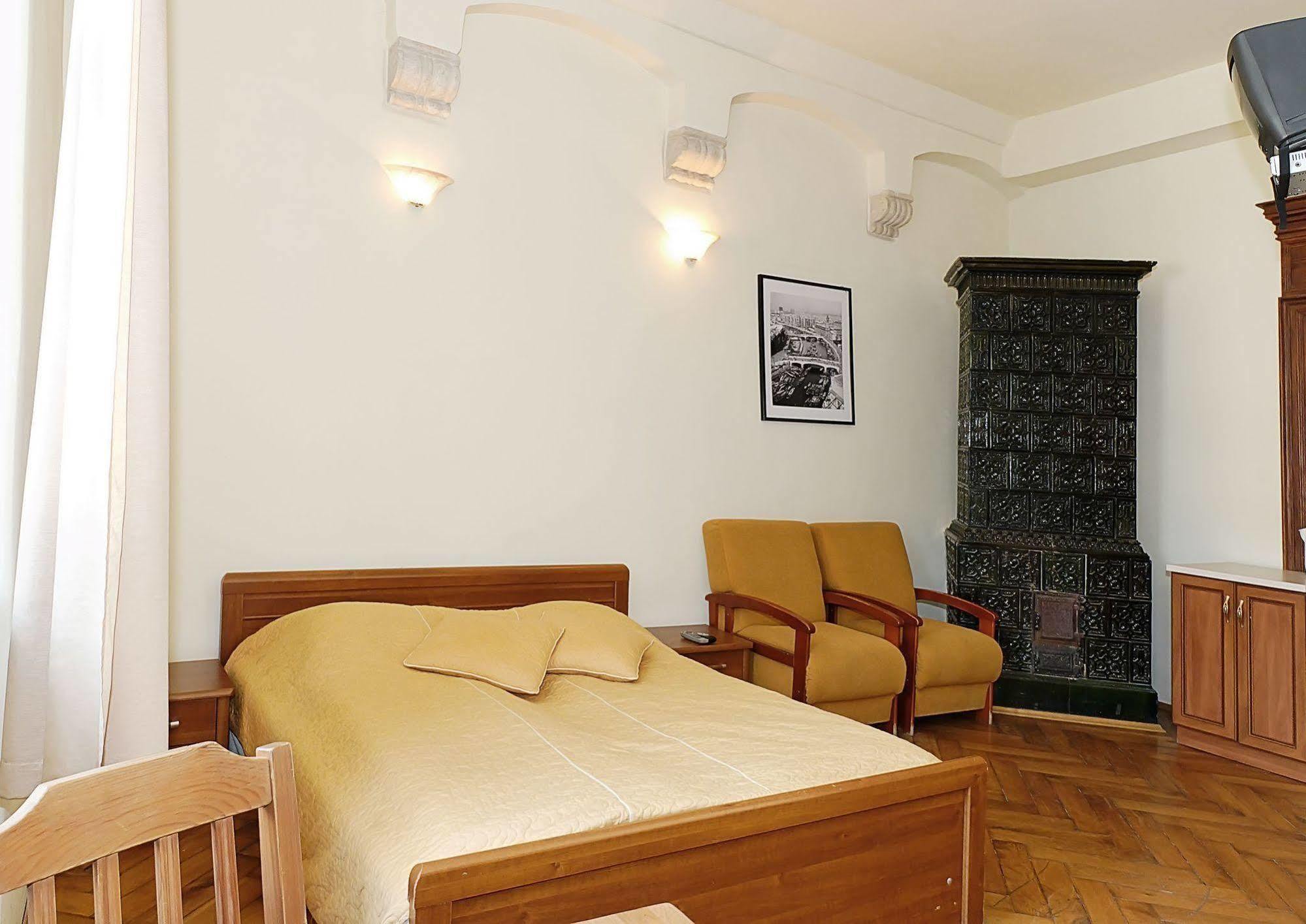 For Budget Apartament *