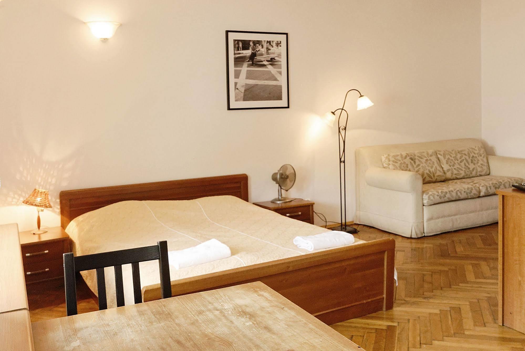 For Budget Apartament