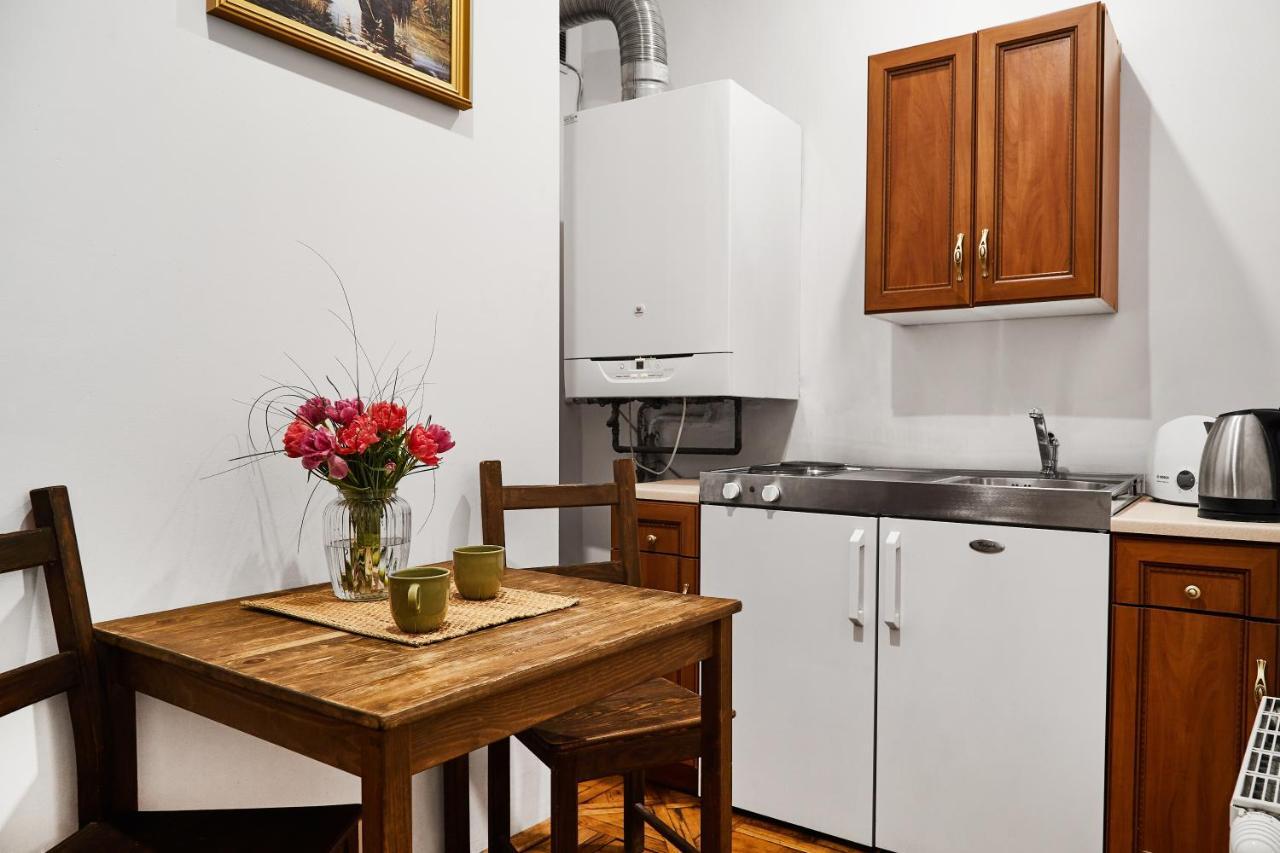 For Budget Apartament